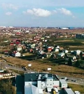 Біля Львова безпілотник влучив у будинок