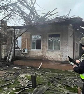 Російський дрон атакував лісгосп на Чернігівщині - зайнялася пожежа, є поранений