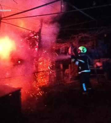Пожежу 10 тонн сіна загасили у Кропивницькому районі