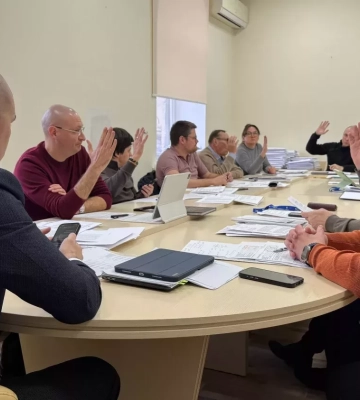 Бюджетна комісія не підтримала ідею КП «Парки» взяти ще один кредит на прибиральні машини в Миколаєві