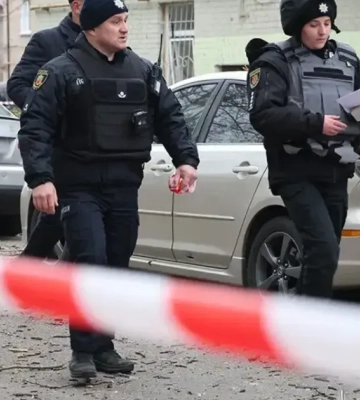 Уночі в Сокільниках у приватний будинок влучив бойовий дрон