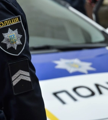 В одном из районов Киева раздались взрывы, есть погибший и раненый