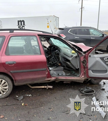 На Київщині внаслідок карколомної ДТП потрапили до лікарні двоє чоловіків, один з яких помер
