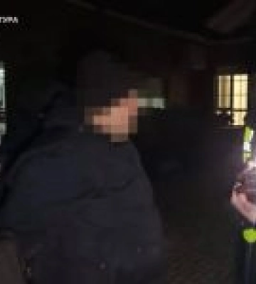 У Вінницькій області затримано трьох осіб за вимагання та розбій