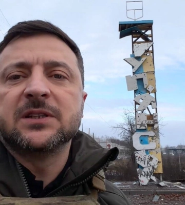 Зеленский прибыл в Купянск и записал видеообращение
