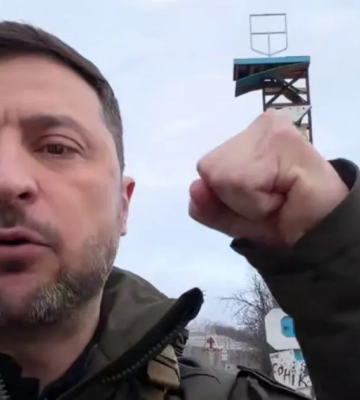 Зеленский прибыл в Купянск и записал видеообращение