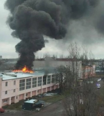 Росіяни вдарили безпілотниками по спортивній школі у Шостці, де тренувалися діти. ФОТОрепортаж