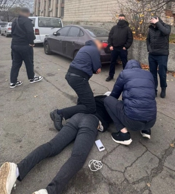 Зливав представнику рф дані про розташування військових частин та ТЕЦ - у Києві затримано молодика