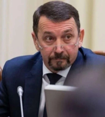 Нардеп Юрій Кісєль, який потрапив на прослуховування НАБУ, у 2020 році вимагав від мера Дніпра Бориса Філатова знятися з місцевих&amp;hellip;