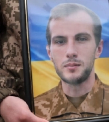 У Луцьку попрощалися з Богданом Чепелою, який загинув на Луганщині
