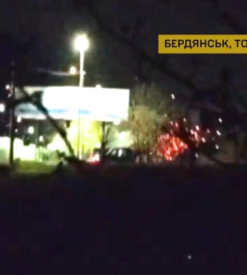В окупованому Бердянську Запорізької області бійці ГУР та Рух опору ліквідували росгвардійців і знищили техніку РФ