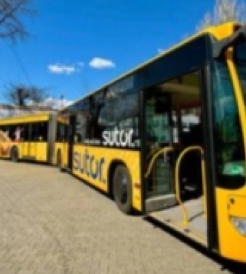 Після нічної атаки в Одесі організували рух соціальних автобусів: графік