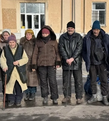 З центра Куп'янська евакуювали дев'ятьох людей: один з них розповів про розстріл окупантами двох цивільних