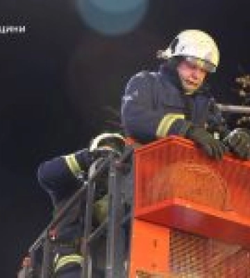 Рятувальники Харкова ліквідували пожежу після атаки російського БпЛА