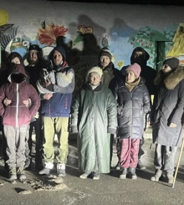 Еще троих детей вывезли из Купянска. Самому младшему – два года