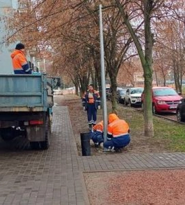 На вулиці Старий Поділ у Полтаві встановили нові опори освітлення