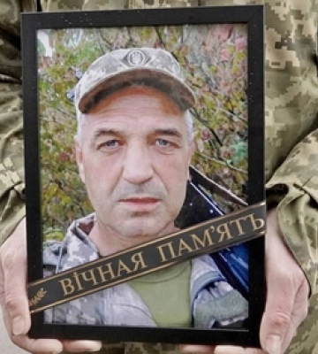 Після року очікувань повернувся на щиті: на Волині попрощалися з воїном Романом Літвінчуком