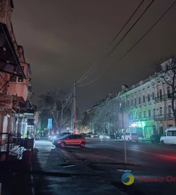 В Одесі темрява: тотальний блекаут (фоторепортаж)