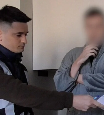 У Луцьку пенсіонер влаштував у власній квартирі «дім розпусти»: як його покарали