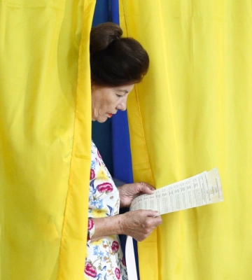 Лише 9% українців вважають, що вибори потрібно проводити до припинення вогню — опитування