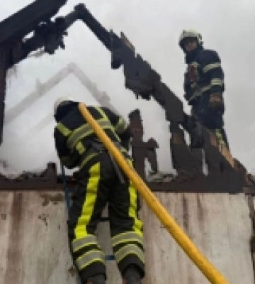 У Чорнотисові на Берегівщині горіла надвірна споруда