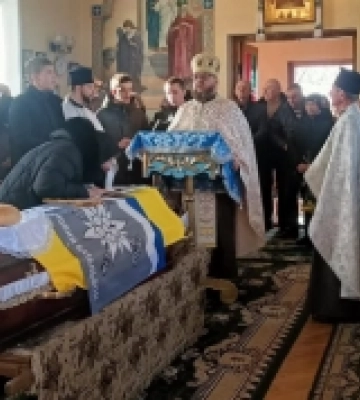 У Підгайцівській громаді попрощалися з воїном Миколою Абрамовичем