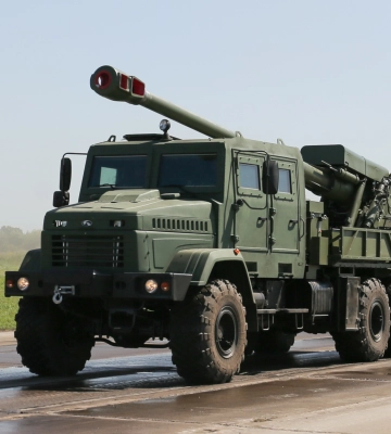 САУ "Богдана" на шасі Zetros і спільне виробництво БпЛА "Лінза": Україна уклала з Німеччиною оборонні контракти на 1,2 млрд євро, - Шмигаль