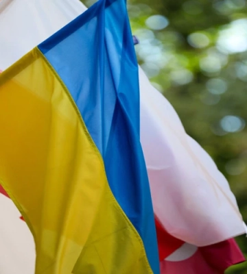 Перша зустріч Зеленського та Навроцького: чи вдасться подолати напругу у відносинах України та Польщі