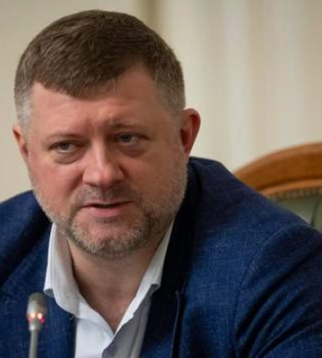 Партию "Слуга народа" снова возглавил Александр Корниенко: что известно о политике