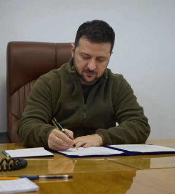 Зеленський підписав указ про створення на Дніпропетровщині п’яти військових адміністрацій