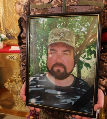 В Луцькій громаді попрощалися з 44-річним солдатом Георгієм Гайдаєм