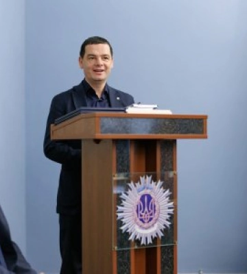 Голова Закарпатської облради привітав працівників суду з професійним святом