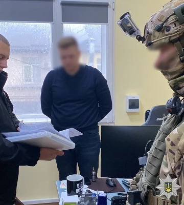 Виготовляли рідини для електронних сигарет із потужністю до 2 тис. наборів на добу: на Вінниччині викрито підпільний цех
