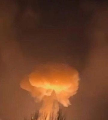 Прозвучали взрывы, поднялись пожары и возникли перебои со светом: Украину атакуют "Шахеды" (фото, видео)