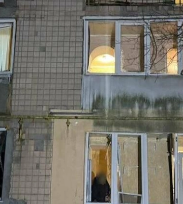 У Одесі пошкоджено скління багатоповерхівки та освітнього закладу через атаку БпЛА
