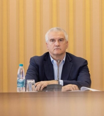 Аксенов косвенно подтвердил проблемы с бензином в Крыму