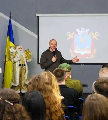 У Миколаєві талановитим студентам вручили стипендії міського голови та міської ради