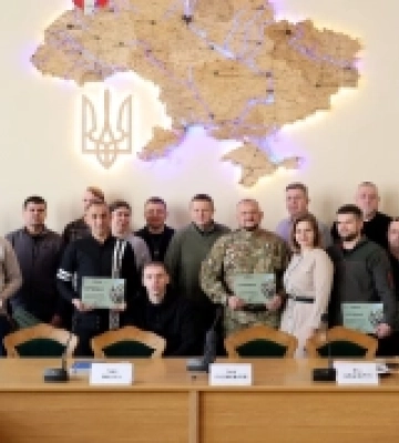 Троє ветеранів із Нововолинської громади отримали сертифікати на придбання житла