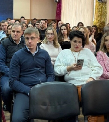 В Запорожском окружном административном суде отметили День работников суда и 17-ю годовщину процессуальной деятельности, фото