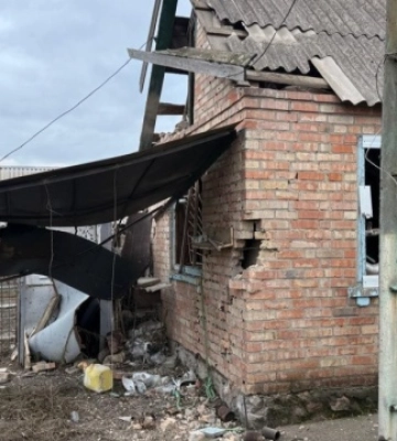 Росіяни упродовж дня атакували два райони Дніпропетровщини, є пошкодження