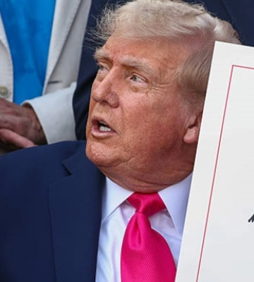 Трамп підписав оборонний бюджет з $800 млн Україні