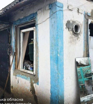 Унаслідок ворожих ударів по Запоріжжю та області постраждали троє цивільних