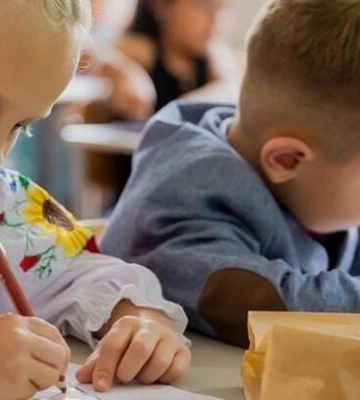 Сьогодні в Одесі заклади освіти працюватимуть у змішаному форматі