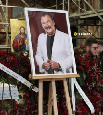 У Львові прощаються зі Степаном Гігою 