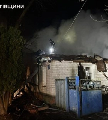 Двоє травмованих людей внаслідок атаки РФ по центру Новгорода-Сіверського: що про них відомо