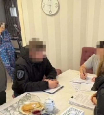 Майже п'ять мільйонів гривень збитків: слідчі Рівненщини повідомили про підозру аферисткам 57 та 70 років