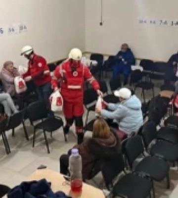 Заручникам наслідків ворожих атак на трасі Одеса - Рені надають всю необхідну допомогу