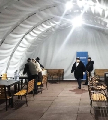 У Паланці відкрито мобільний табір для українців, які не можуть повернутися до Одещини через наслідки чергової атаки