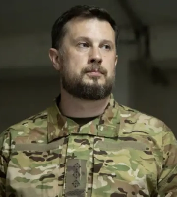 Комбриг 125-ї бригади Третього корпусу відправив офіцерів у піхоту. Білецький прокоментував
