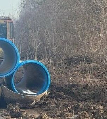 Біля Львова триває ремонт водогону, який забезпечує водопостачання Залізничного району міста
